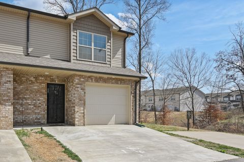 135 Country Ln 304 Clarksville TN 37043