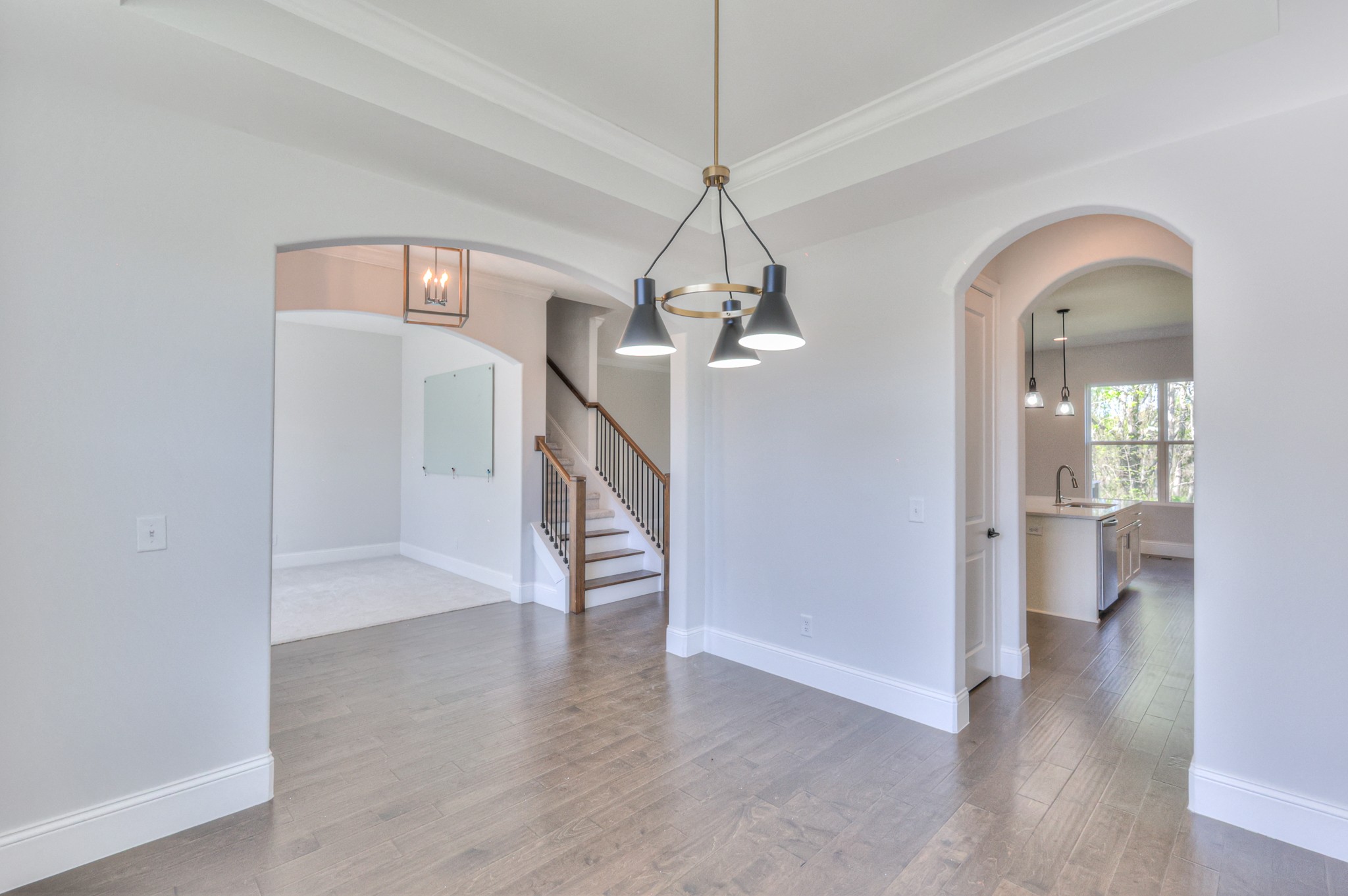 631 Silva Ln