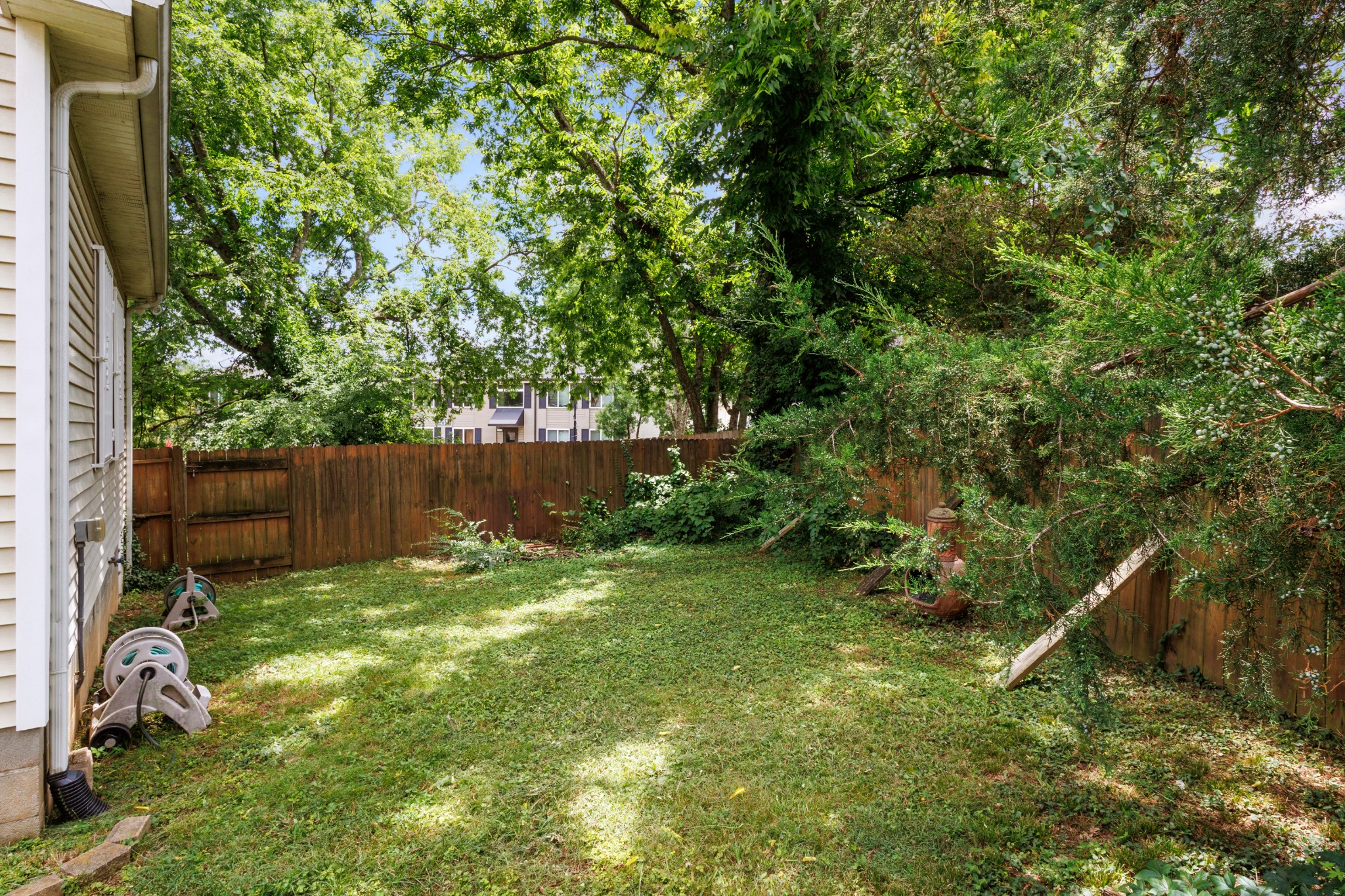 521 Bellmore Pl