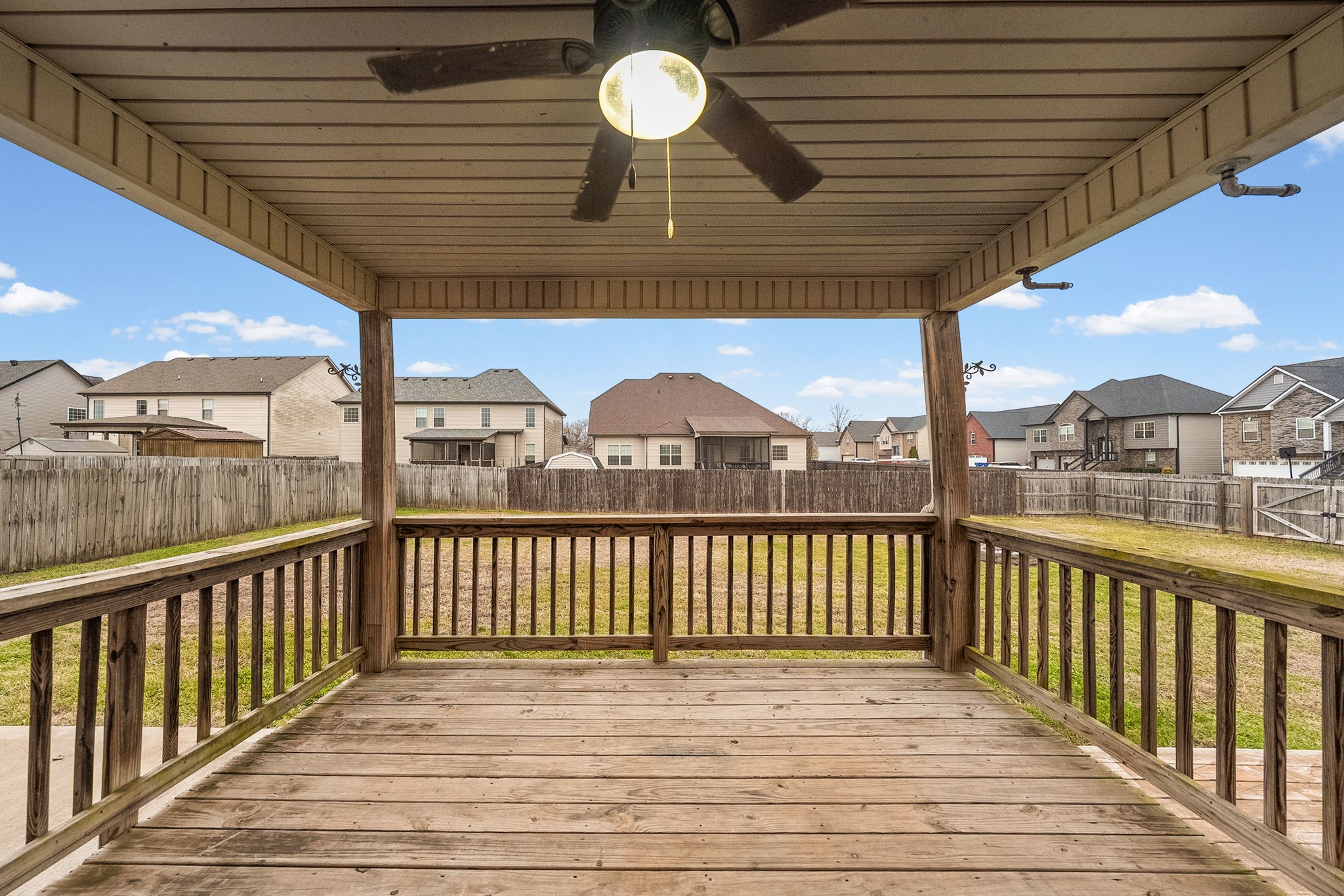 Clarksville, Tennessee 37040, United States, 4 Bedrooms Bedrooms, ,3 BathroomsBathrooms,Residential,Active,257007