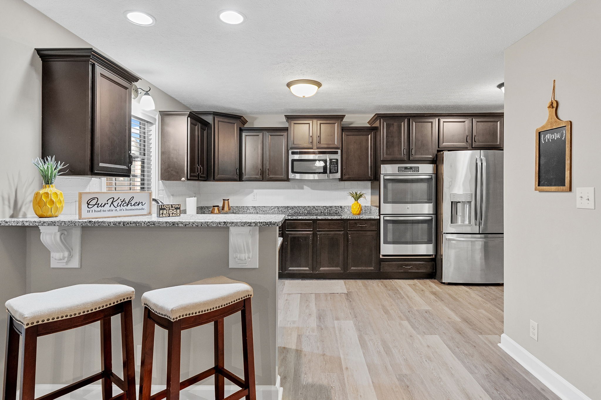 Clarksville, Tennessee 37040, United States, 4 Bedrooms Bedrooms, ,3 BathroomsBathrooms,Residential,Active,257007