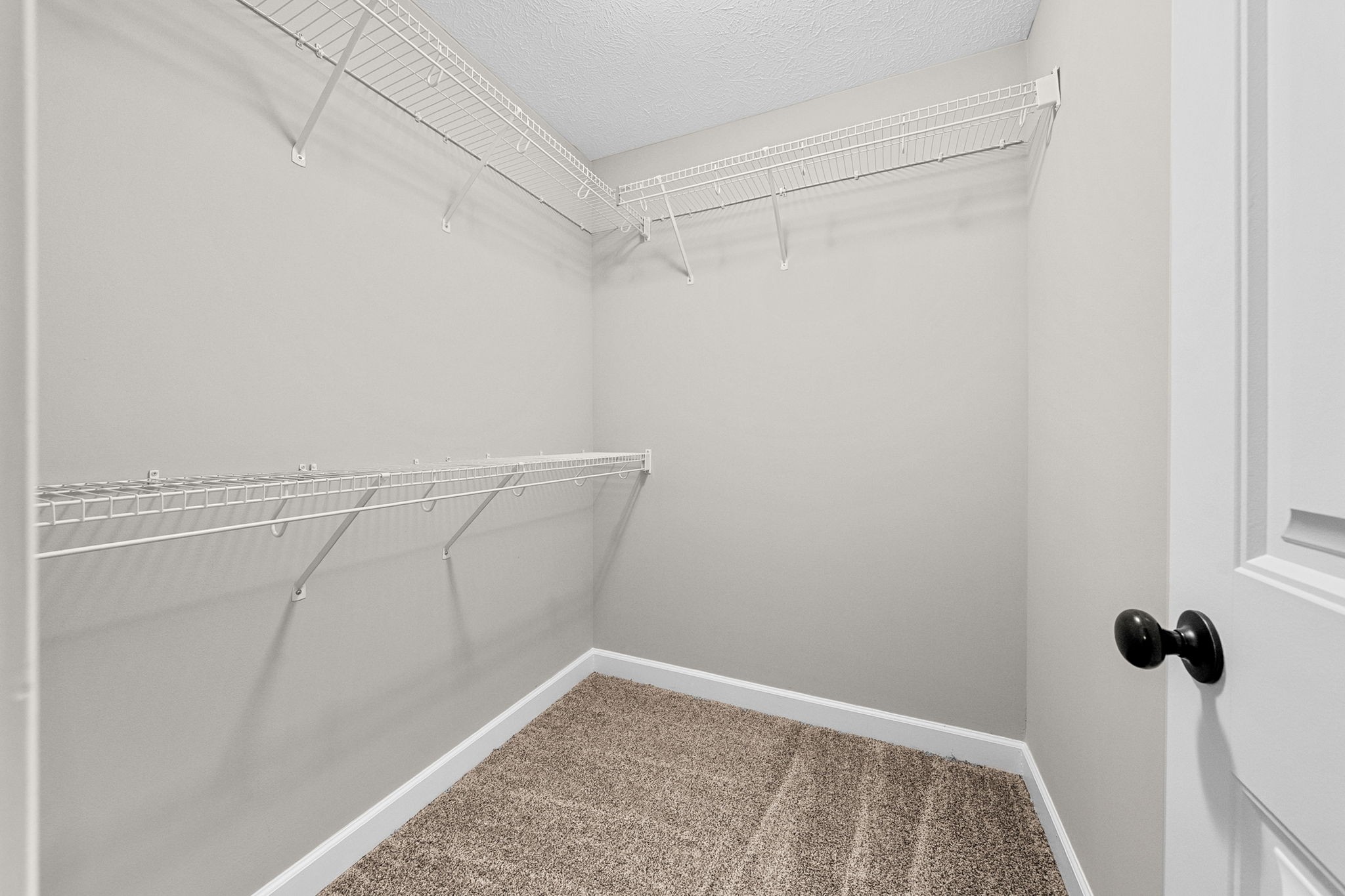 Clarksville, Tennessee 37040, United States, 4 Bedrooms Bedrooms, ,3 BathroomsBathrooms,Residential,Active,257007