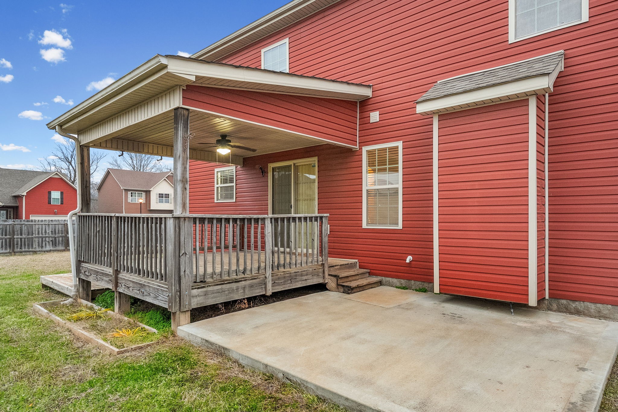 Clarksville, Tennessee 37040, United States, 4 Bedrooms Bedrooms, ,3 BathroomsBathrooms,Residential,Active,257007