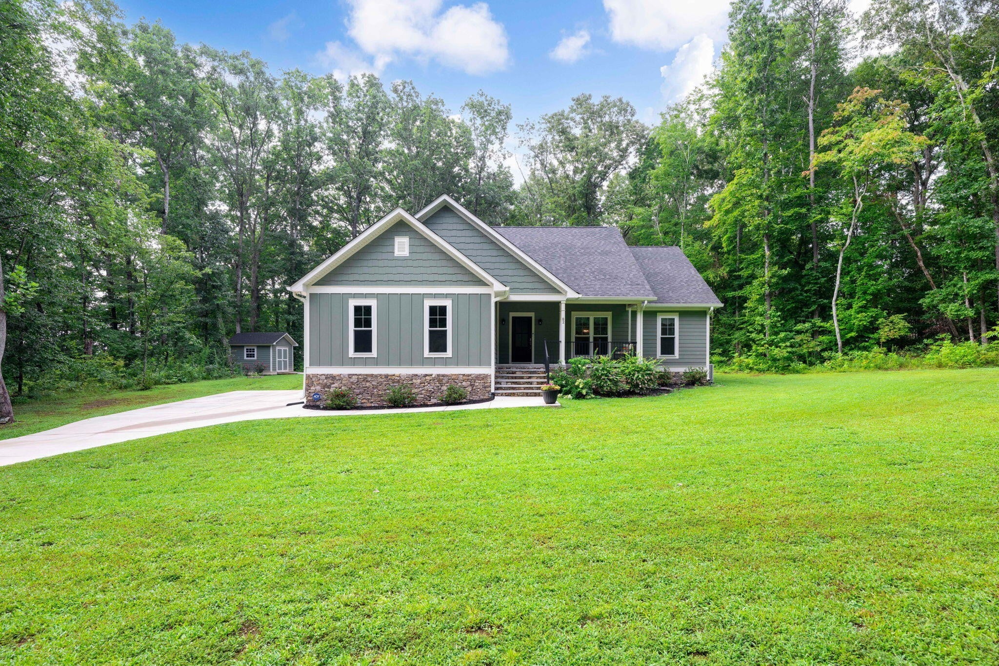 82 Golf Villa Drive