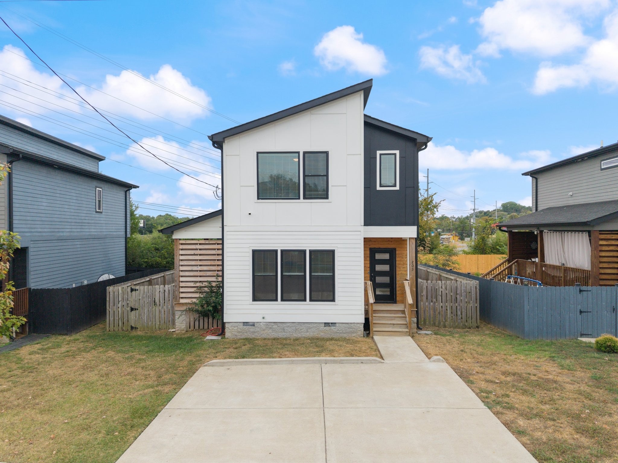 3-bed listing at 203 Eisenhower Drive, Nashville