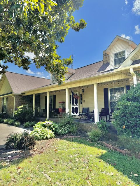 380 Lanning Rd E Lawrenceburg TN 38464
