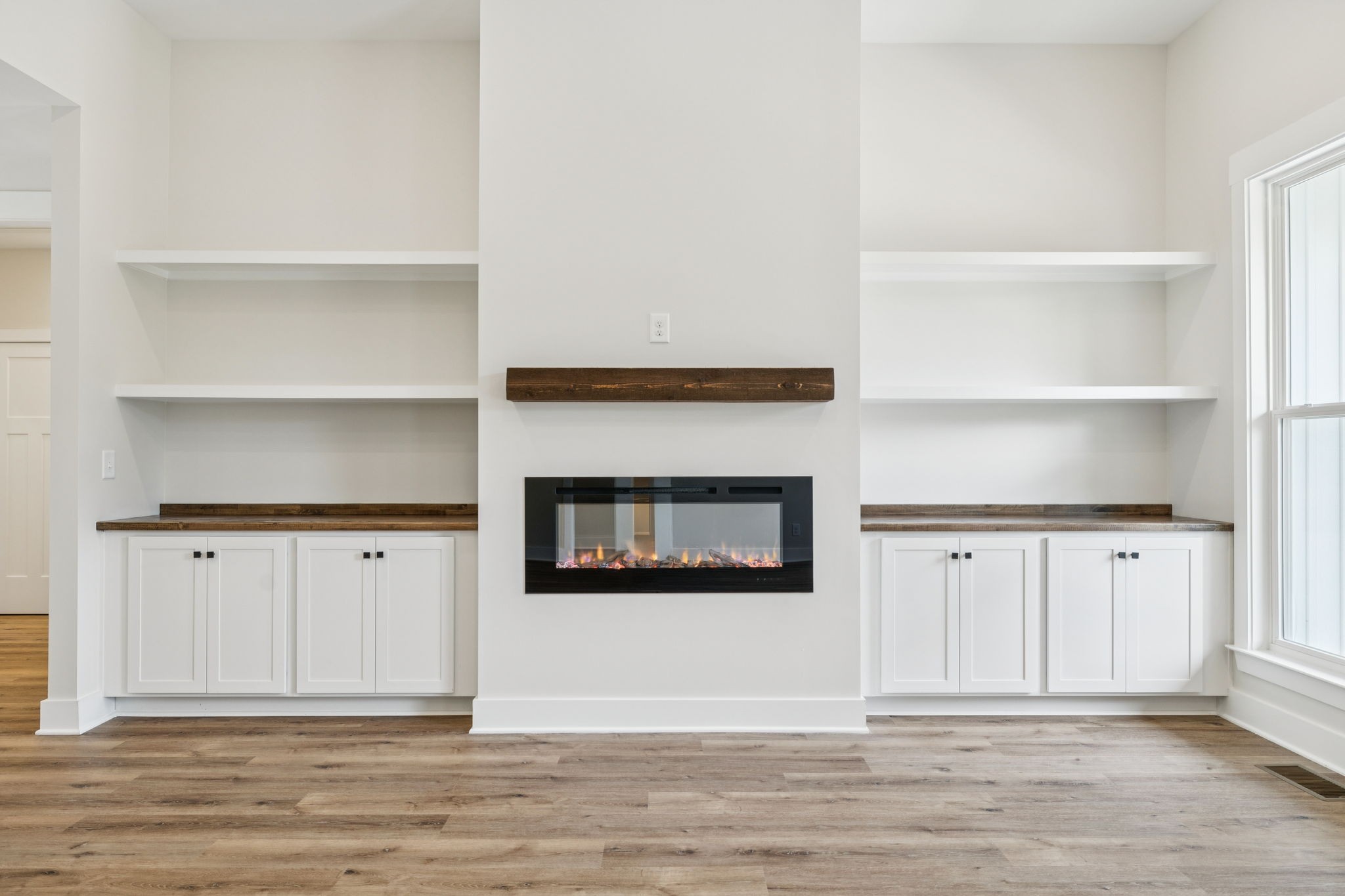 338 Woodland Creek Dr