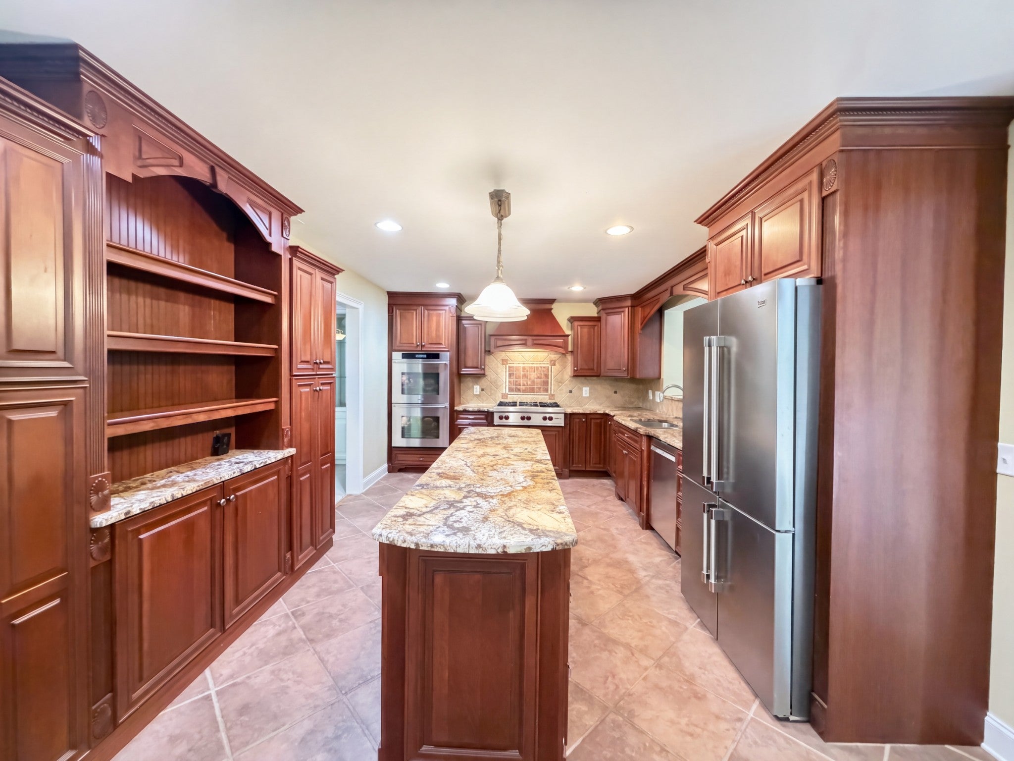 840 Highland Crest Dr