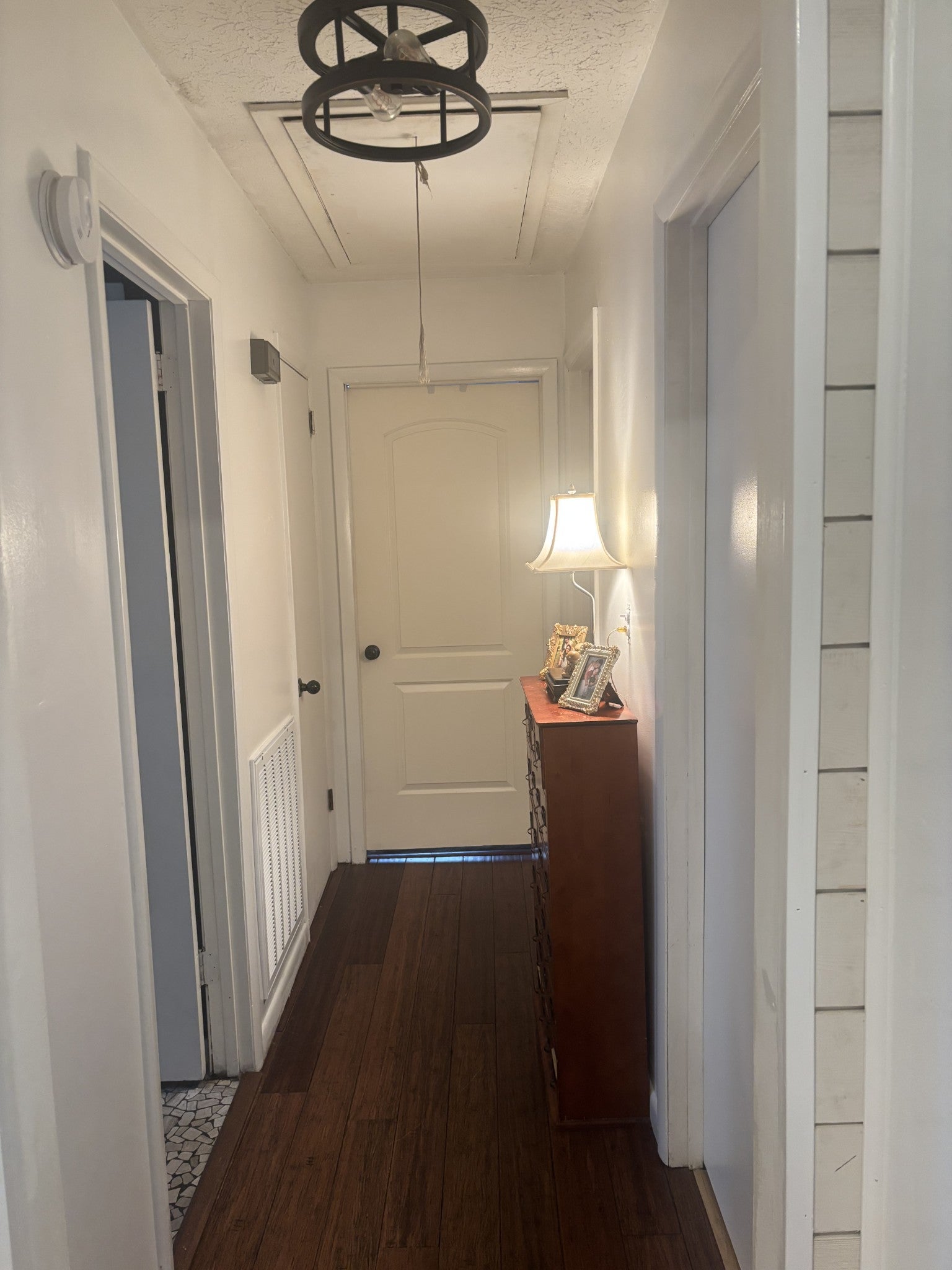 121 Overlook Dr