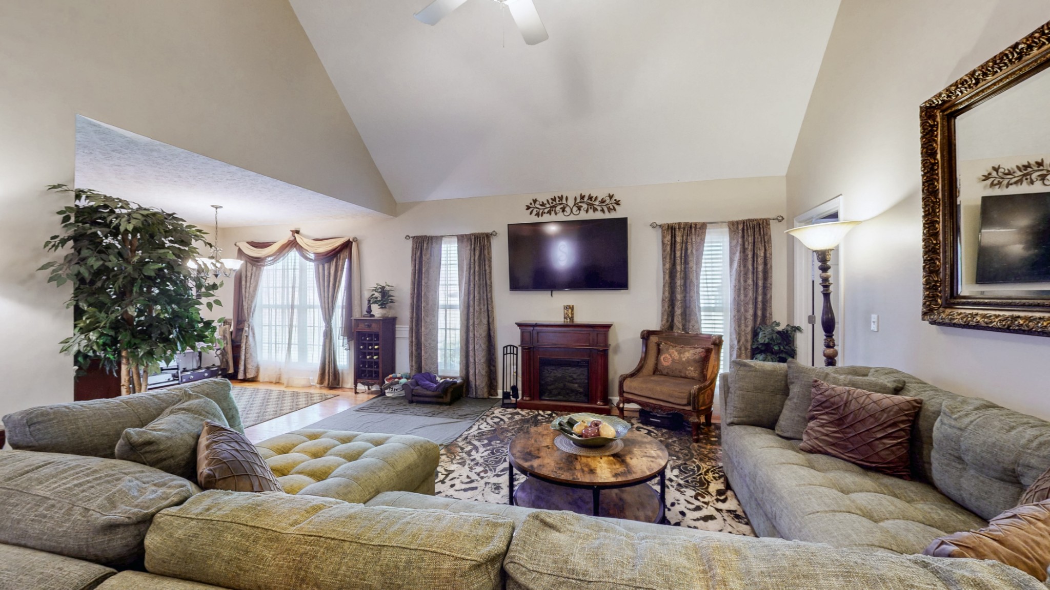2318 Midland Rd