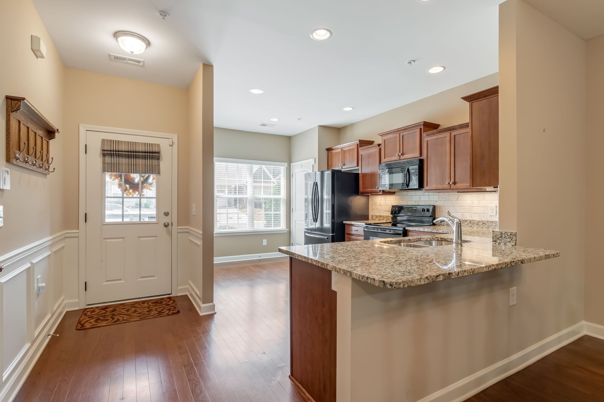 4587 Boxcroft Cir