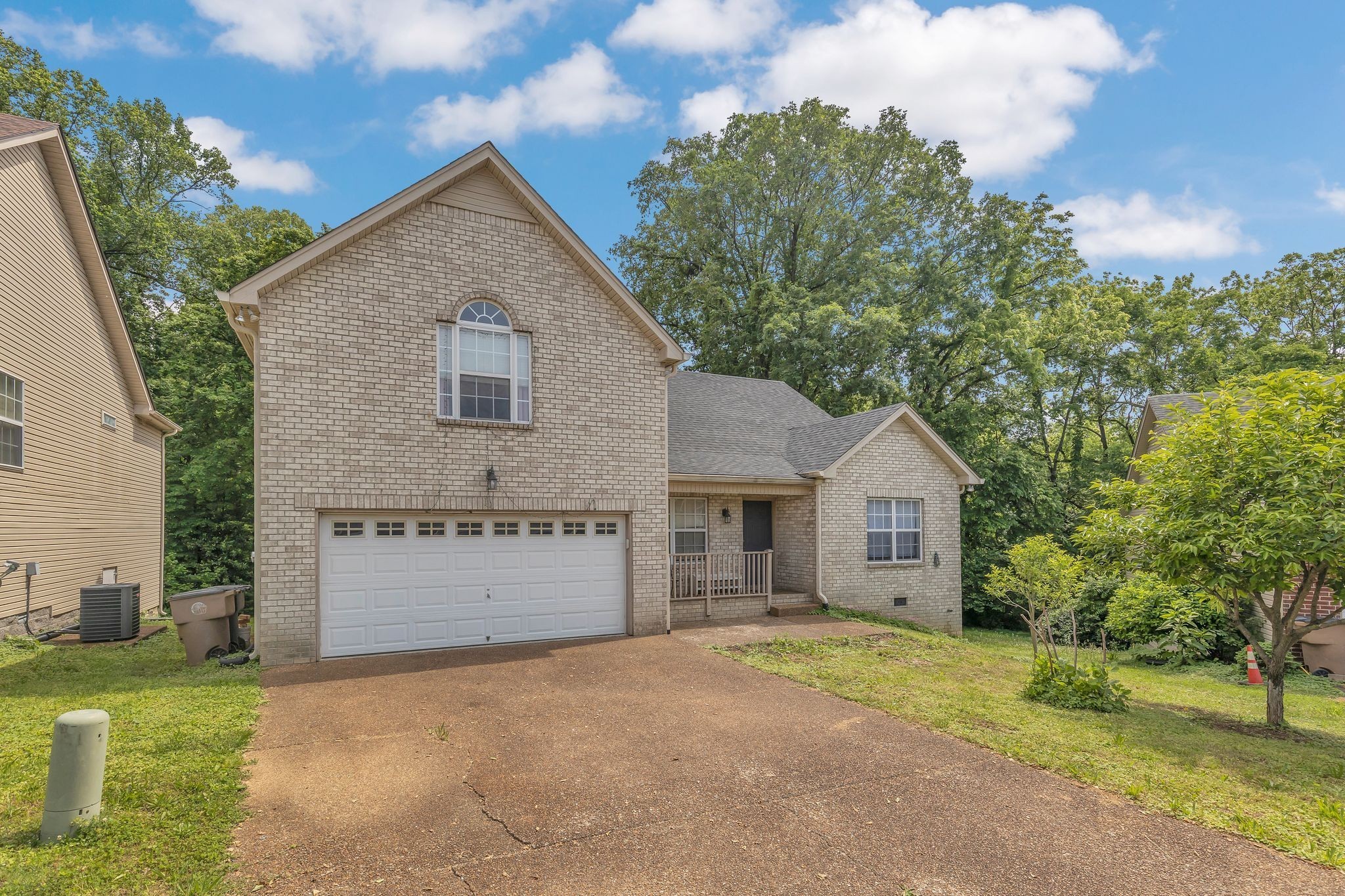 3205 Grace Crest Pt