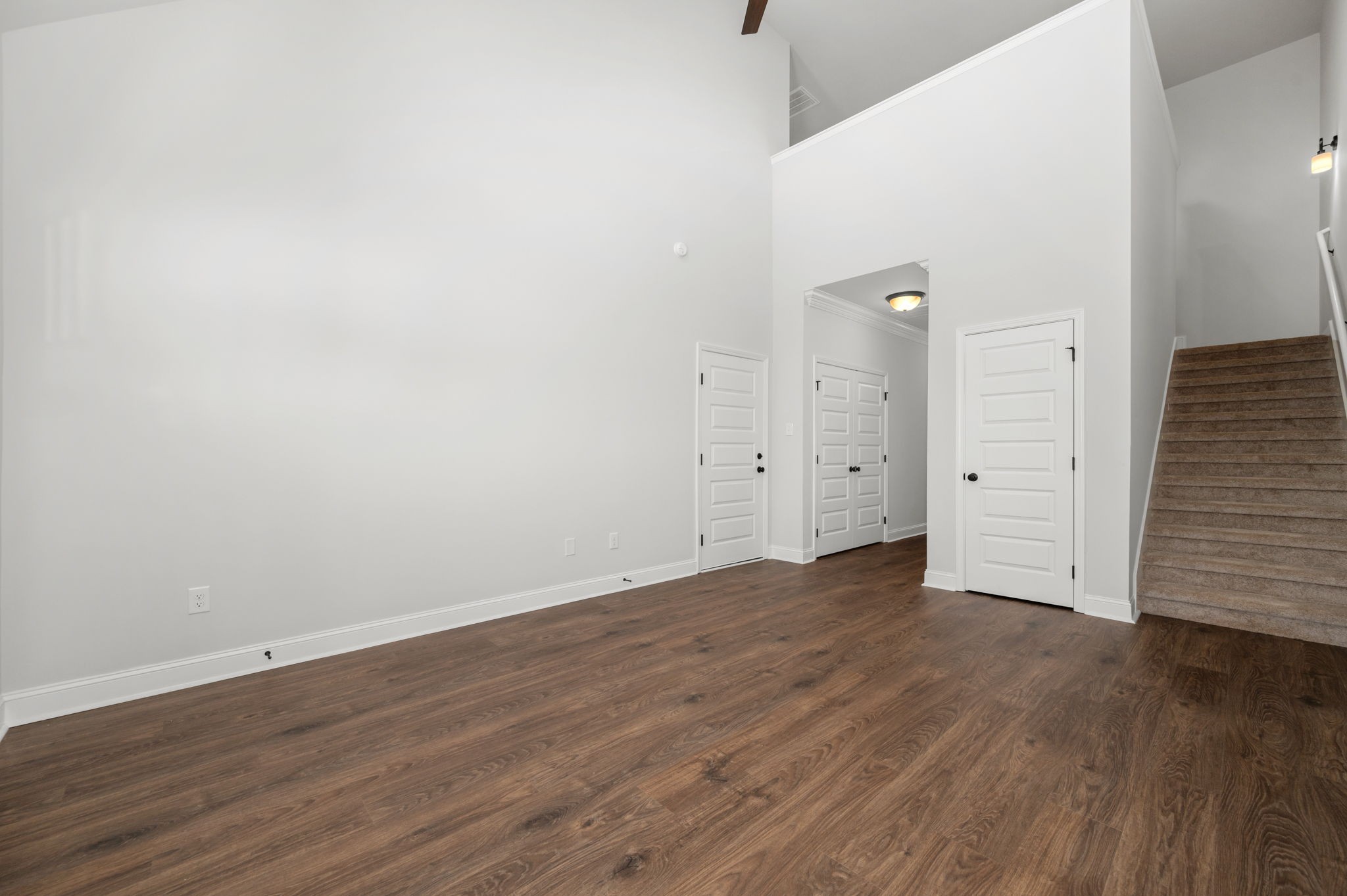 512 Rohan Drive