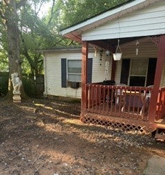 2211 Horns Creek Rd