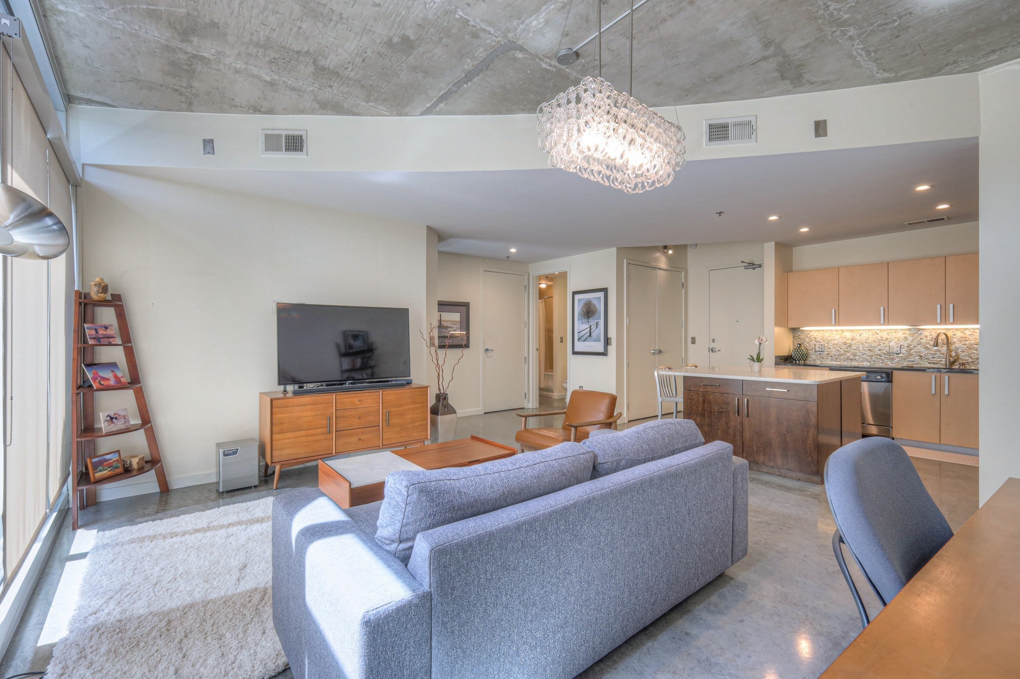 600 12th Ave S 803