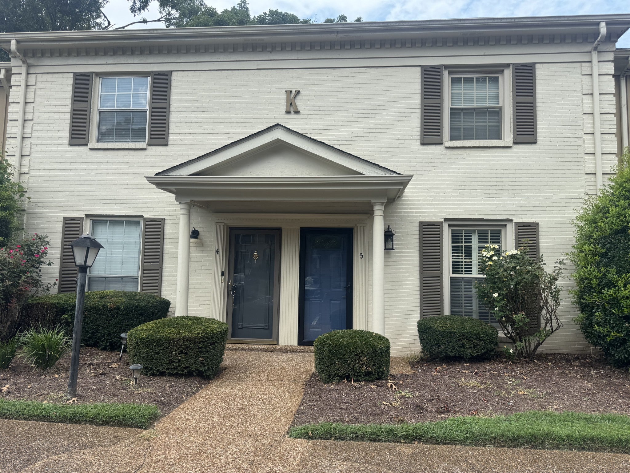 2-bed condo for sale in Franklin, TN 37064, 1011 Murfreesboro Rd K4 1011 Murfreesboro Rd K4, Franklin TN 37064 2-bed condo, photo 2 of 24