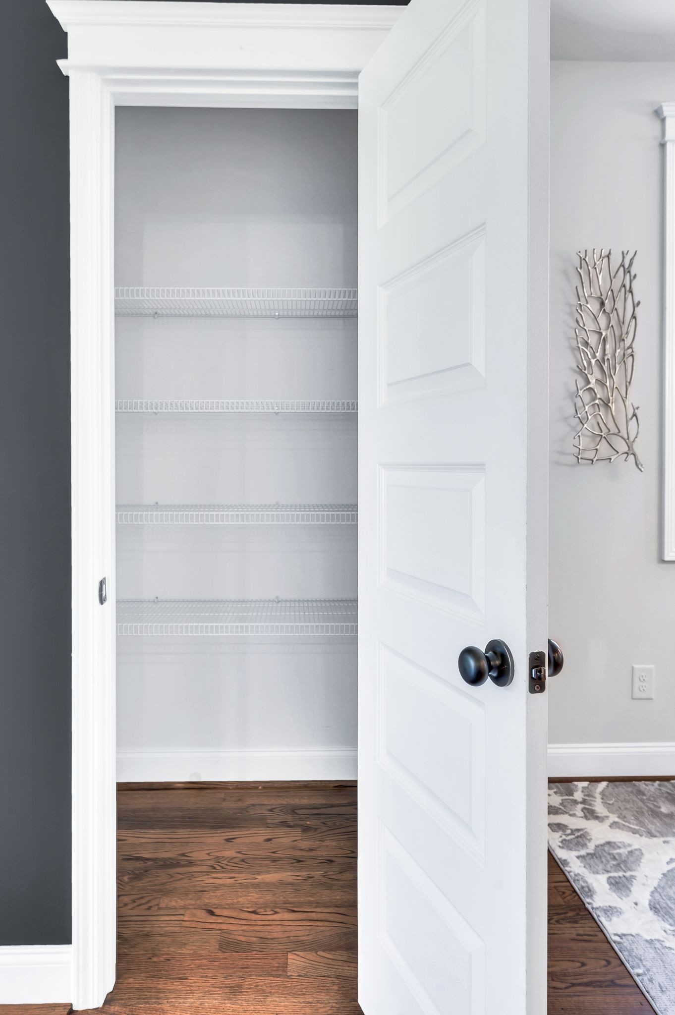 Nashville, Tennessee 37214, United States, 3 Bedrooms Bedrooms, ,3 BathroomsBathrooms,Residential,Active,187248