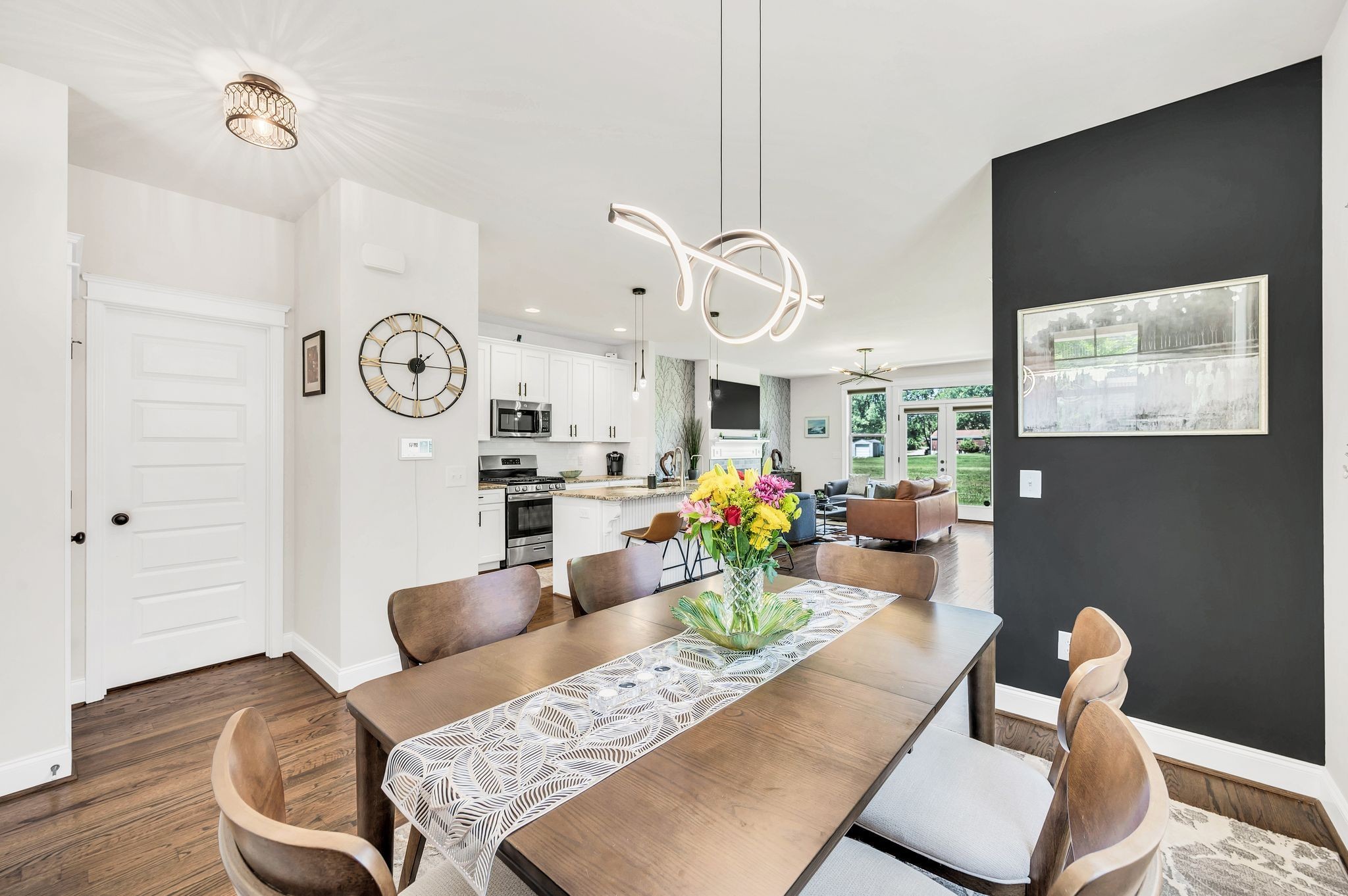 Nashville, Tennessee 37214, United States, 3 Bedrooms Bedrooms, ,3 BathroomsBathrooms,Residential,Active,187248