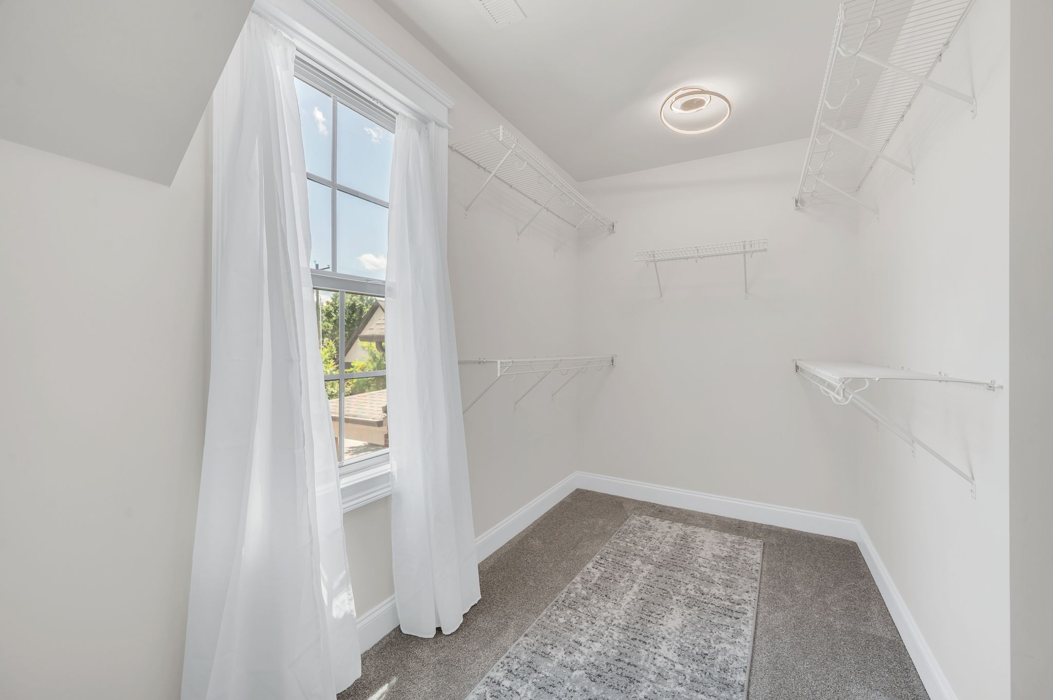 Nashville, Tennessee 37214, United States, 3 Bedrooms Bedrooms, ,3 BathroomsBathrooms,Residential,Active,187248