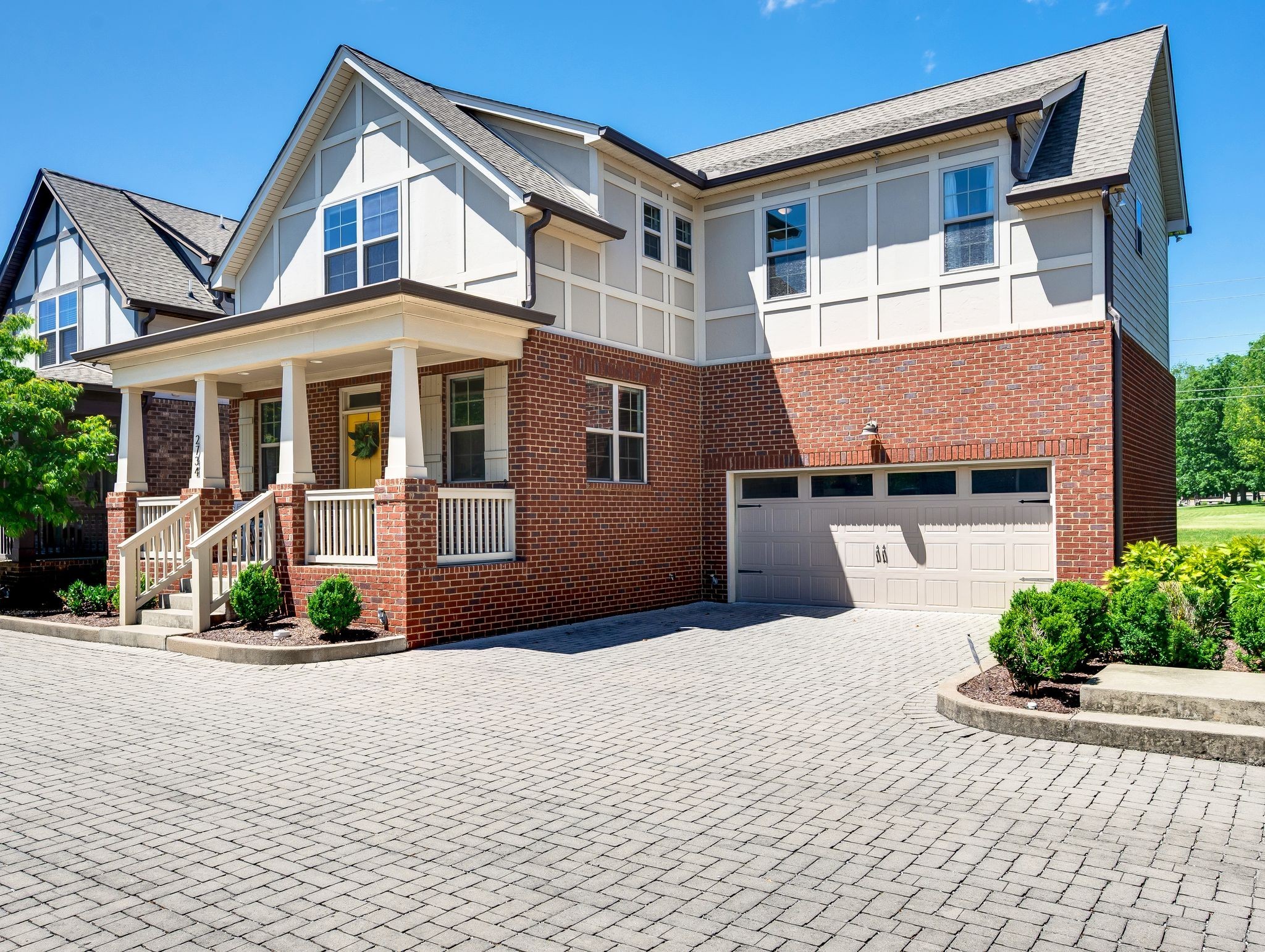 Nashville, Tennessee 37214, United States, 3 Bedrooms Bedrooms, ,3 BathroomsBathrooms,Residential,Active,187248