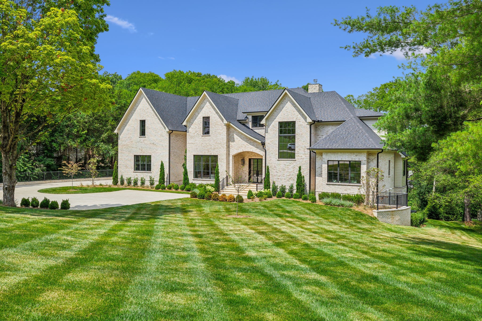 View Brentwood, TN 37027 house