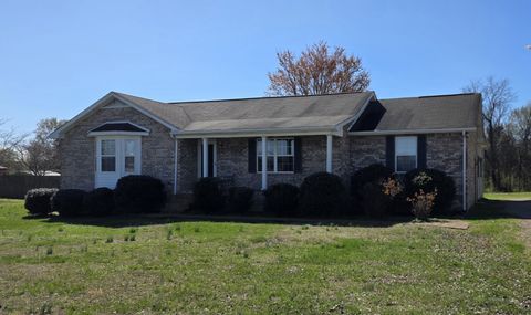 2004 Cody Dr Lebanon TN 37087