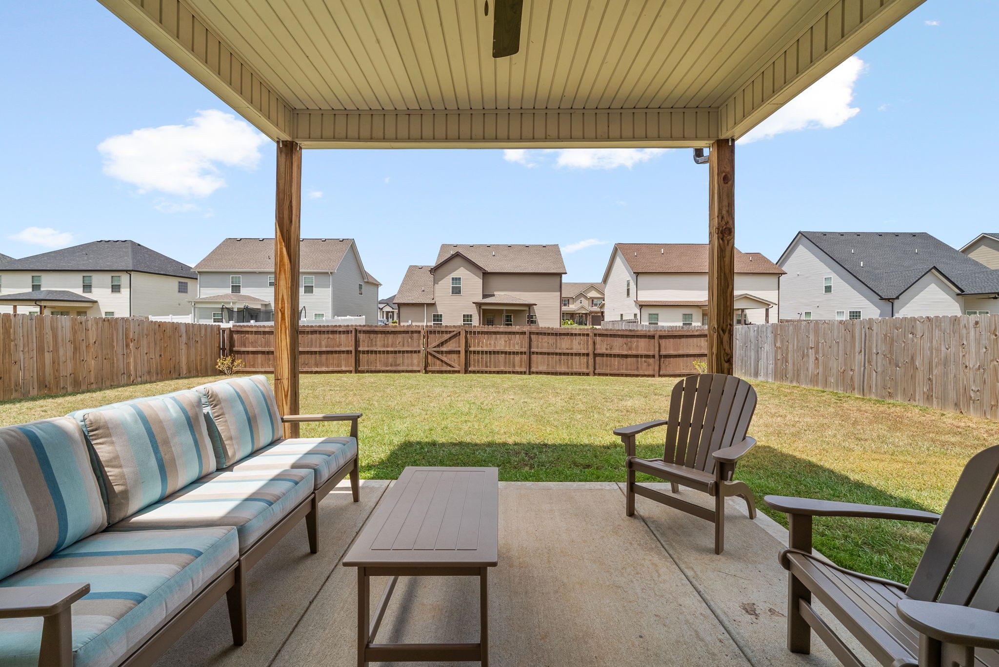 Clarksville, Tennessee 37040, United States, 4 Bedrooms Bedrooms, ,3 BathroomsBathrooms,Residential,Active,195494