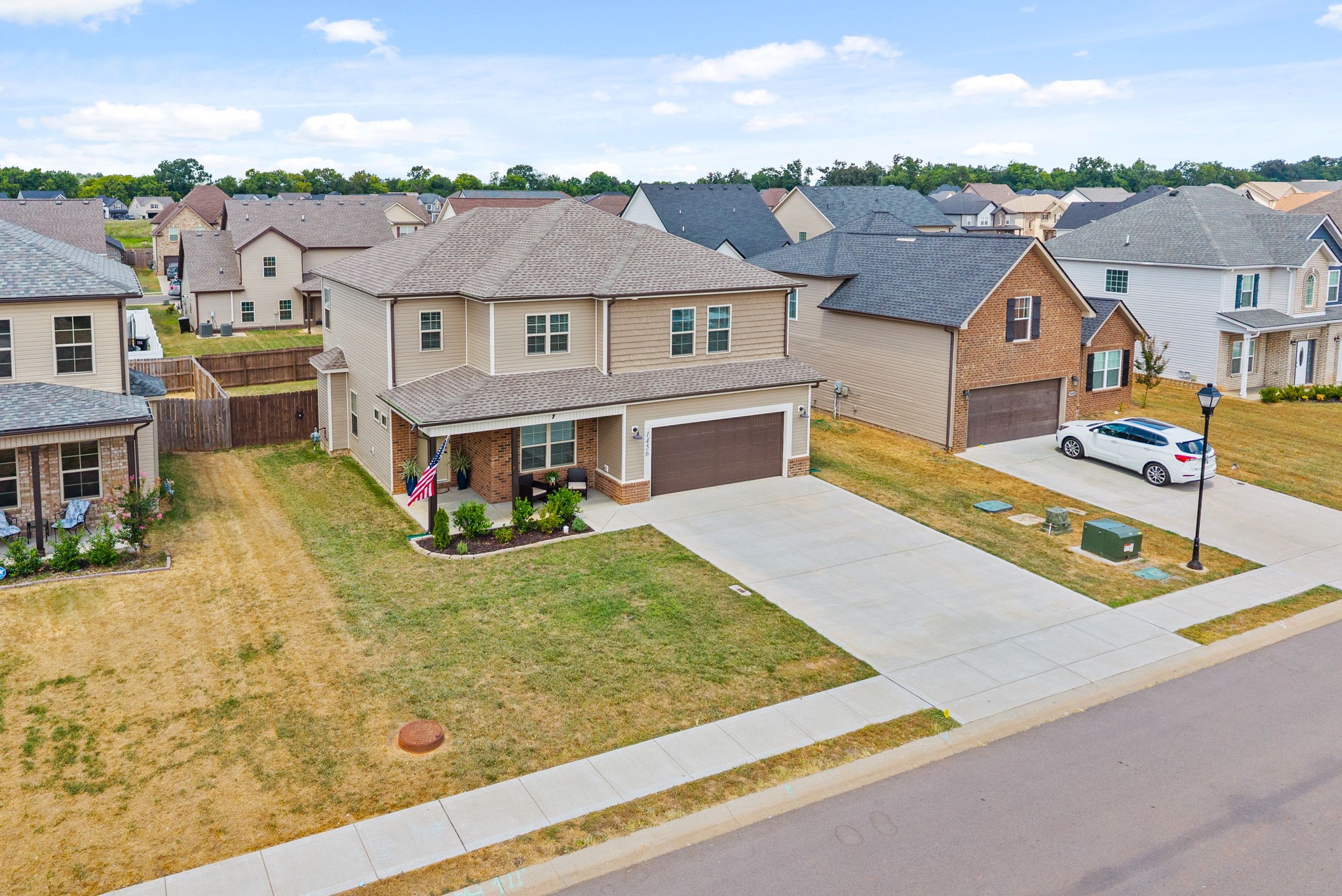 Clarksville, Tennessee 37040, United States, 4 Bedrooms Bedrooms, ,3 BathroomsBathrooms,Residential,Active,195494