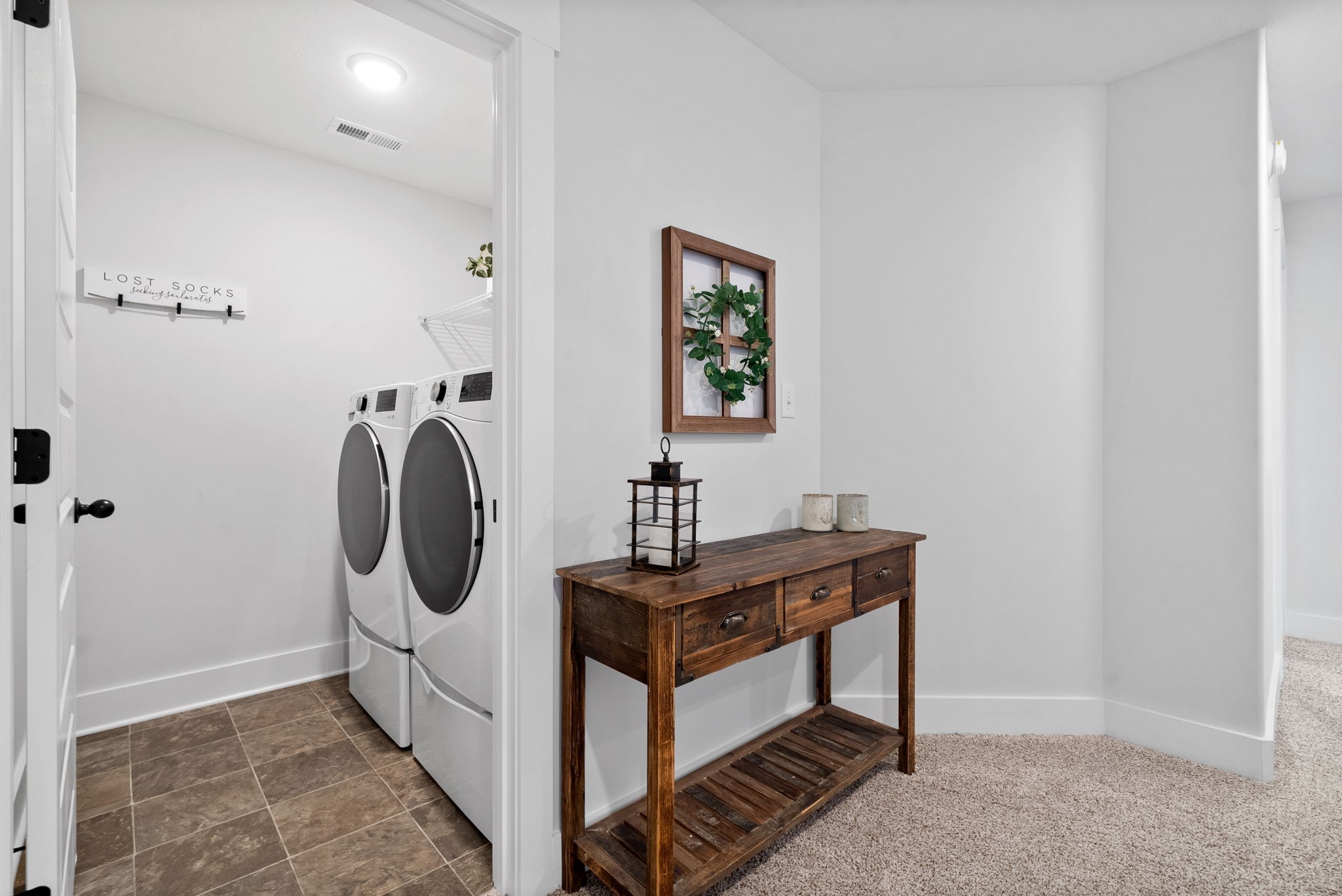 Clarksville, Tennessee 37040, United States, 4 Bedrooms Bedrooms, ,3 BathroomsBathrooms,Residential,Active,195494