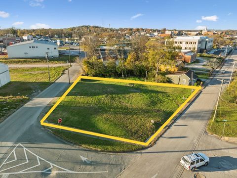 1124 Woodland St Columbia TN 38401