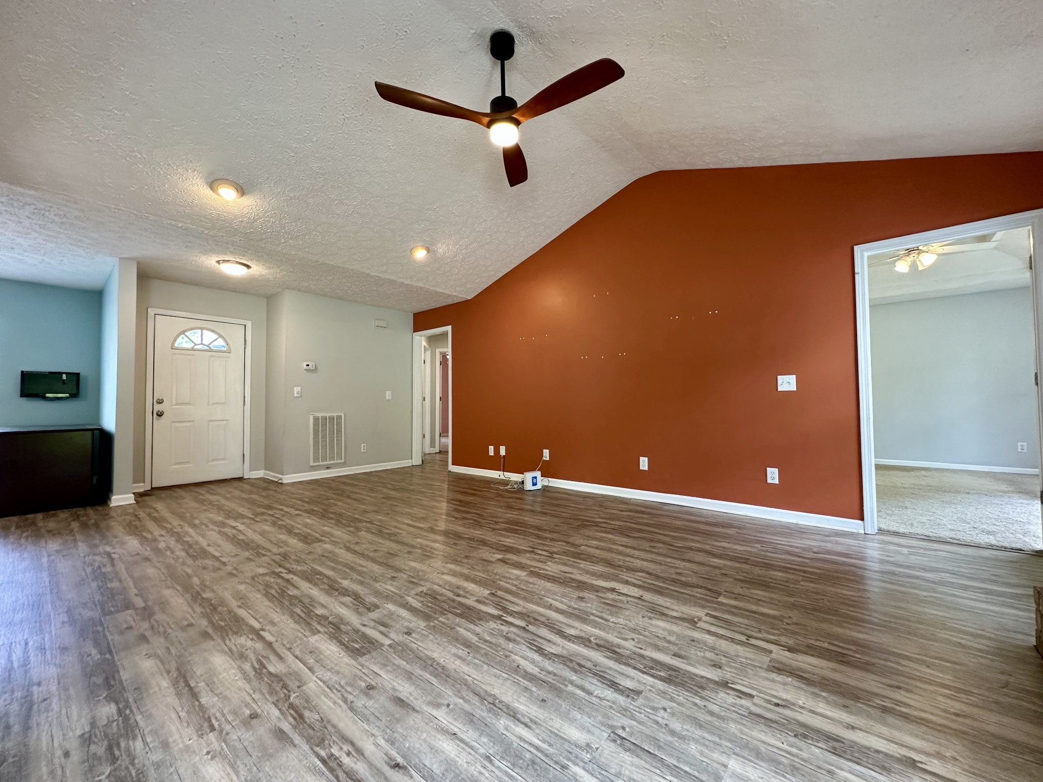 2753 Airwood Dr