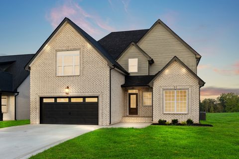 522 Foxglove Ln Clarksville TN 37043