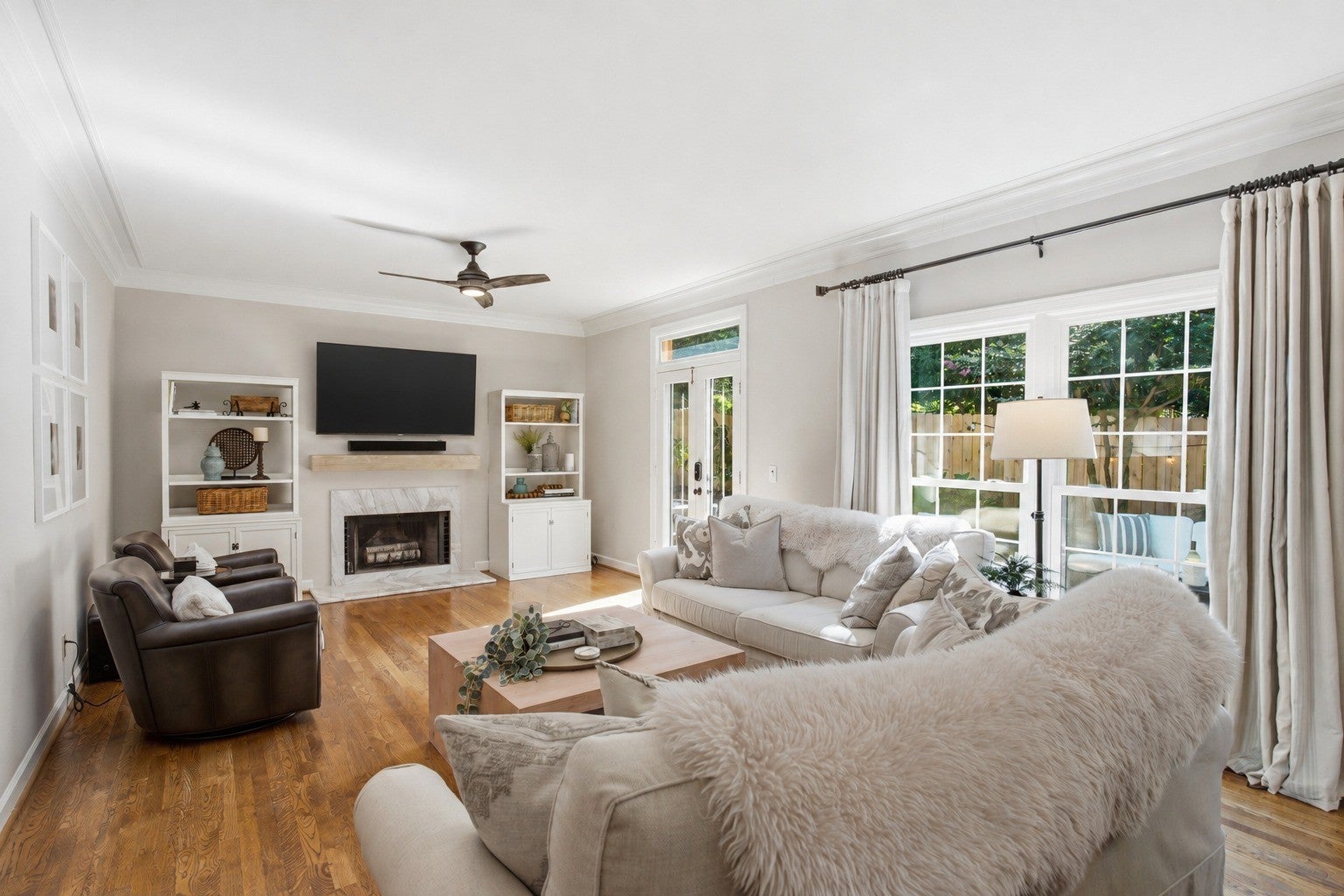 8 Sharonwood Dr