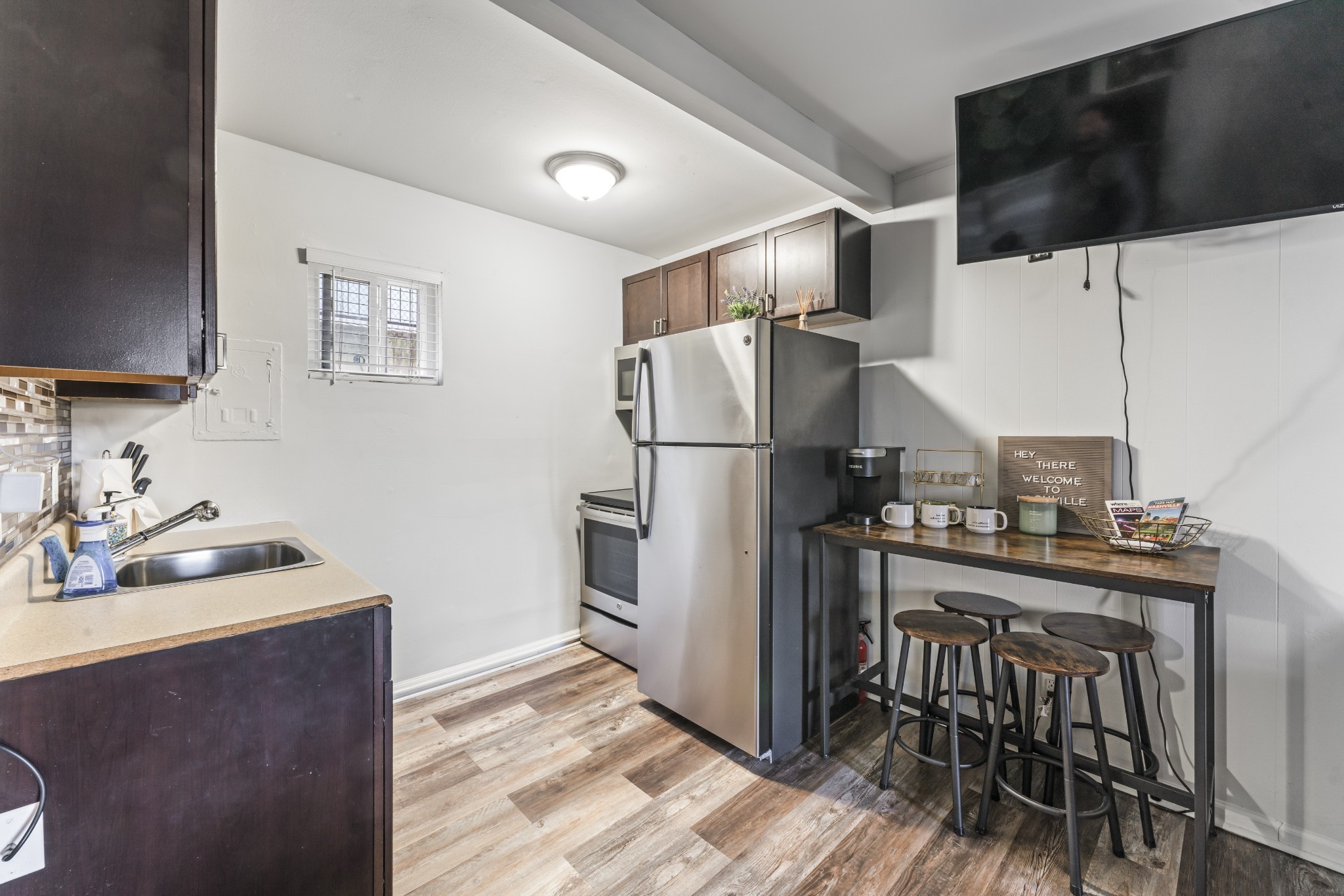 803 Hillview Hts 105