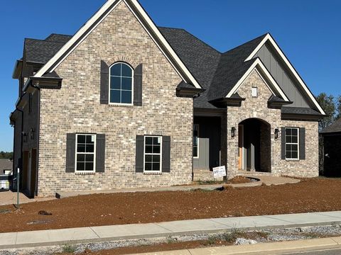 135 Scarsdale Dr S Hendersonville TN 37075