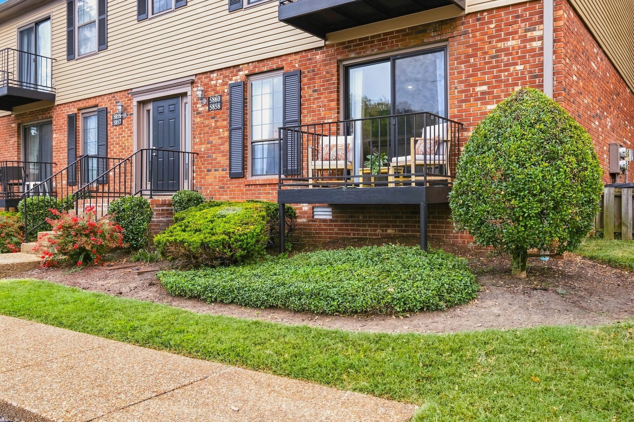 5858 Brentwood Trce