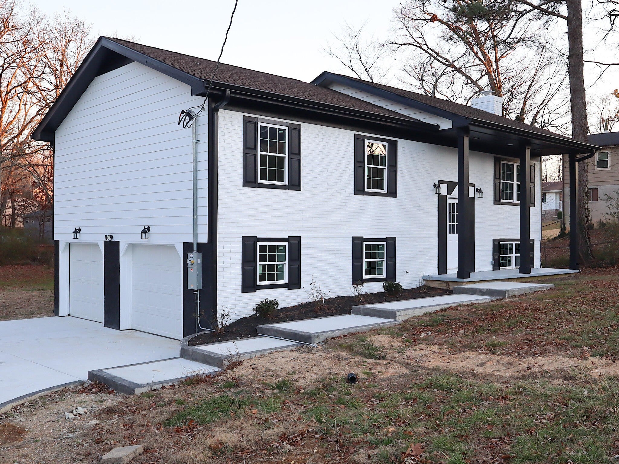 2512 Maplewood Drive