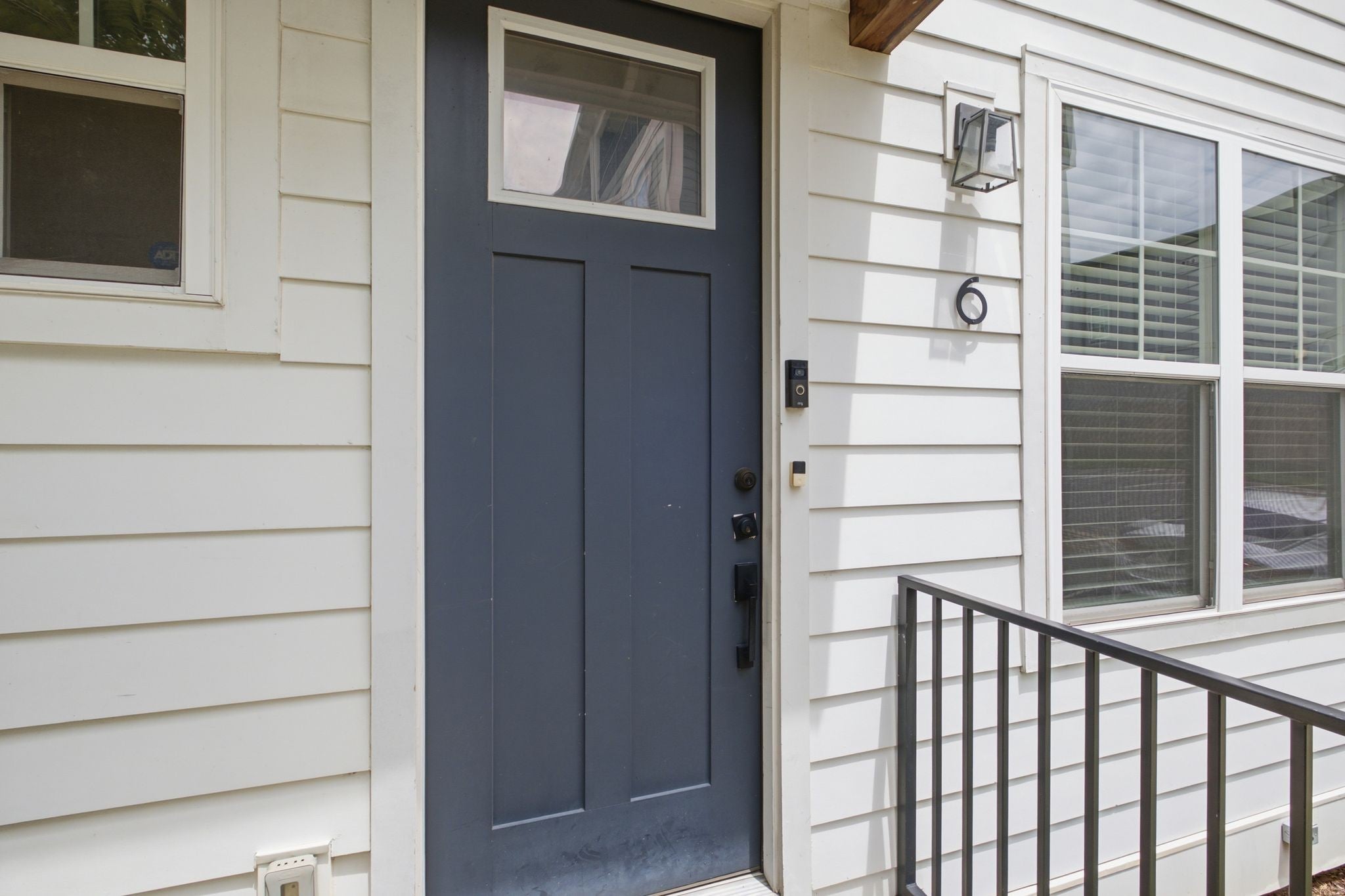 105 Duke St 6