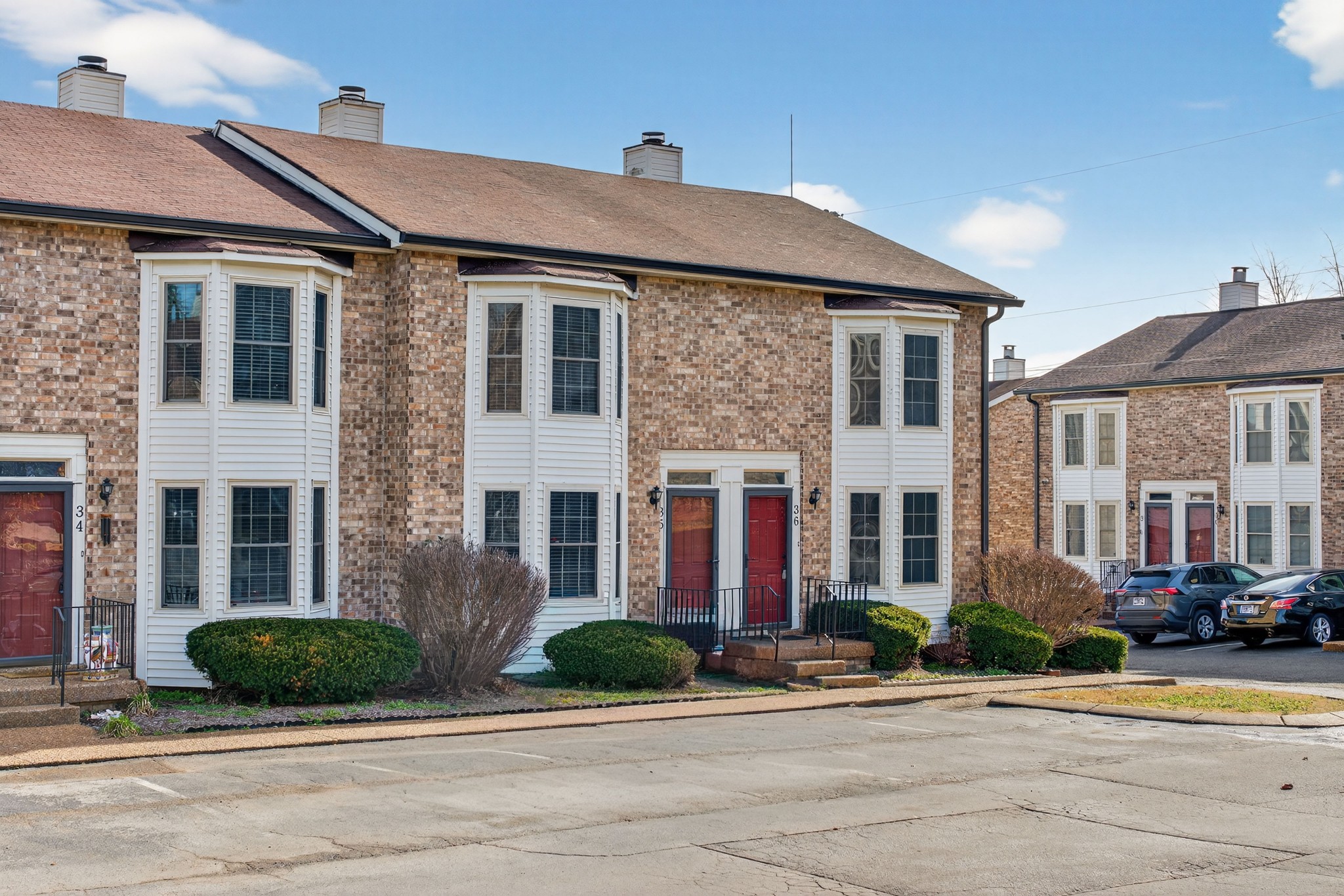 250 Sanders Ferry Rd 36