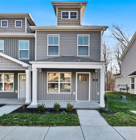 109 Quarry Point Dr Clarksville TN 37043