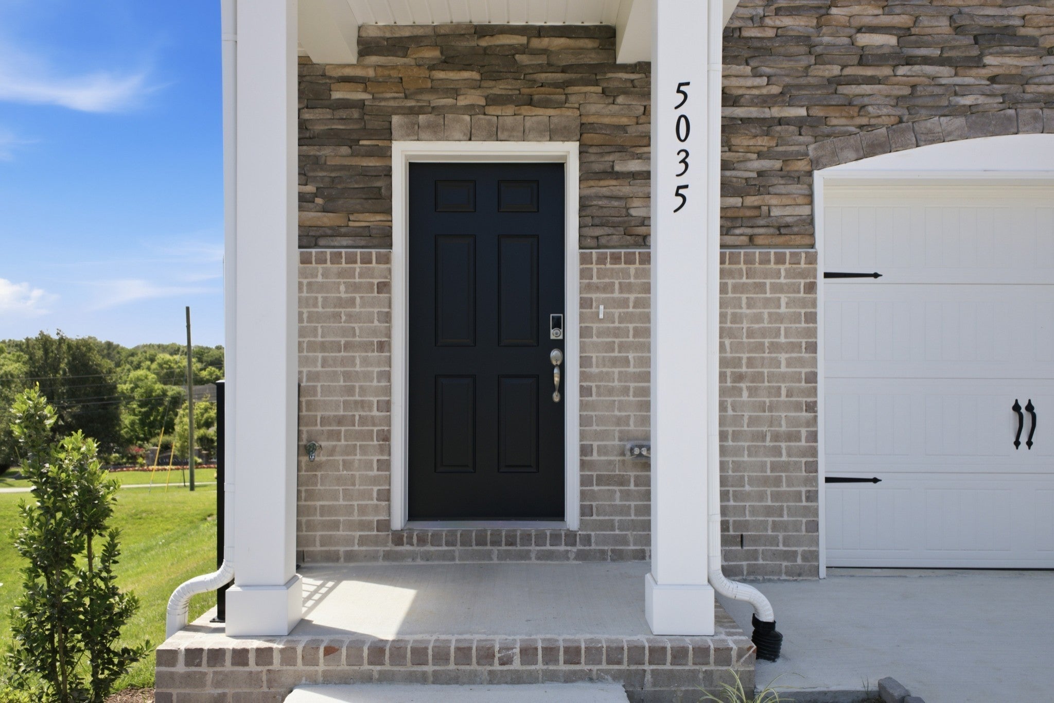 5035 Dayflower Drive