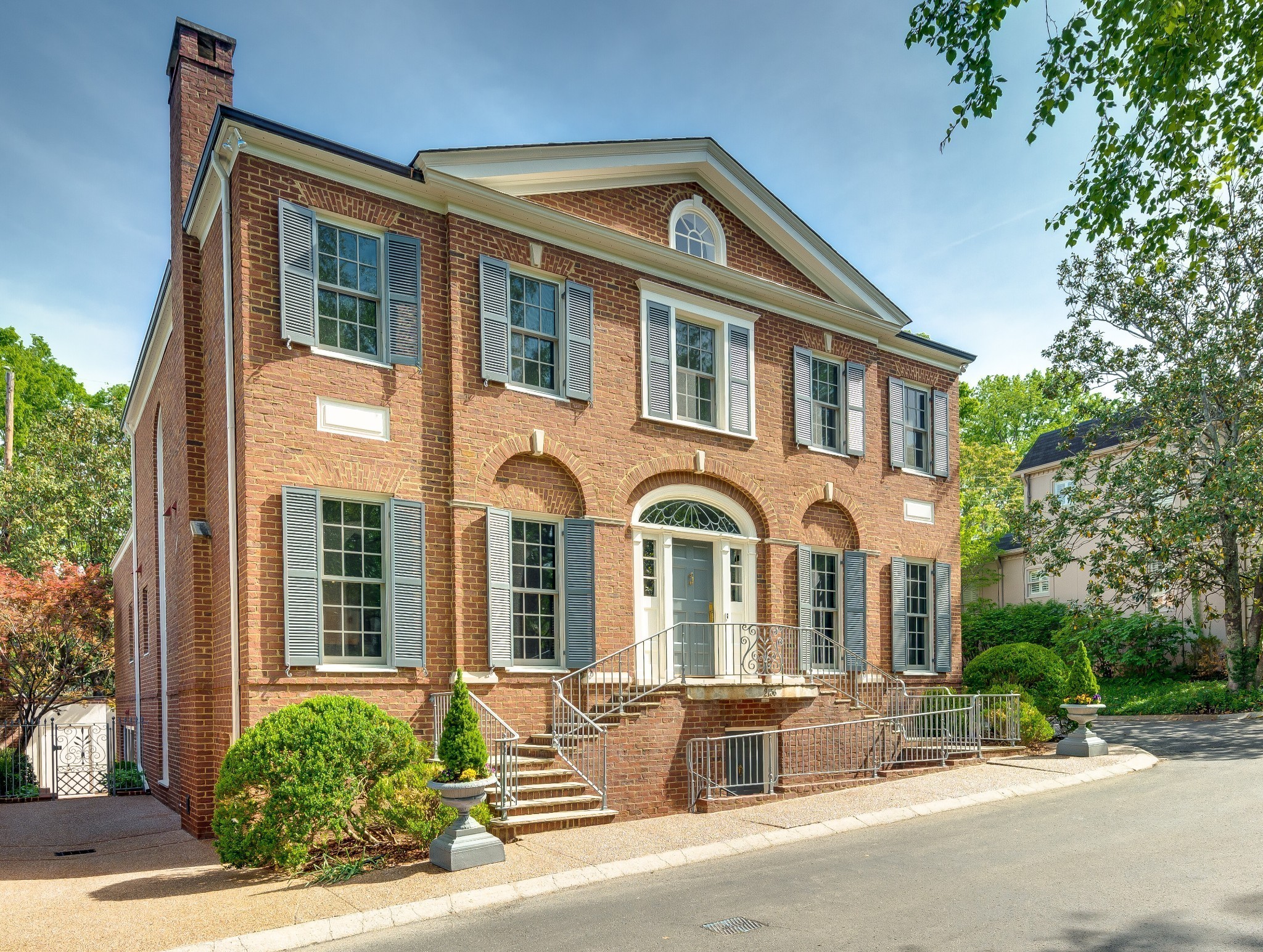 2156 Golf Club Ln