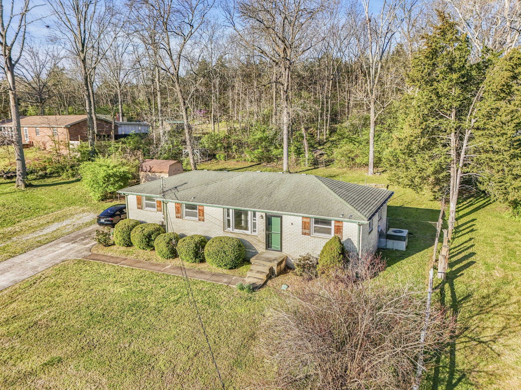 375 Spring Valley Dr