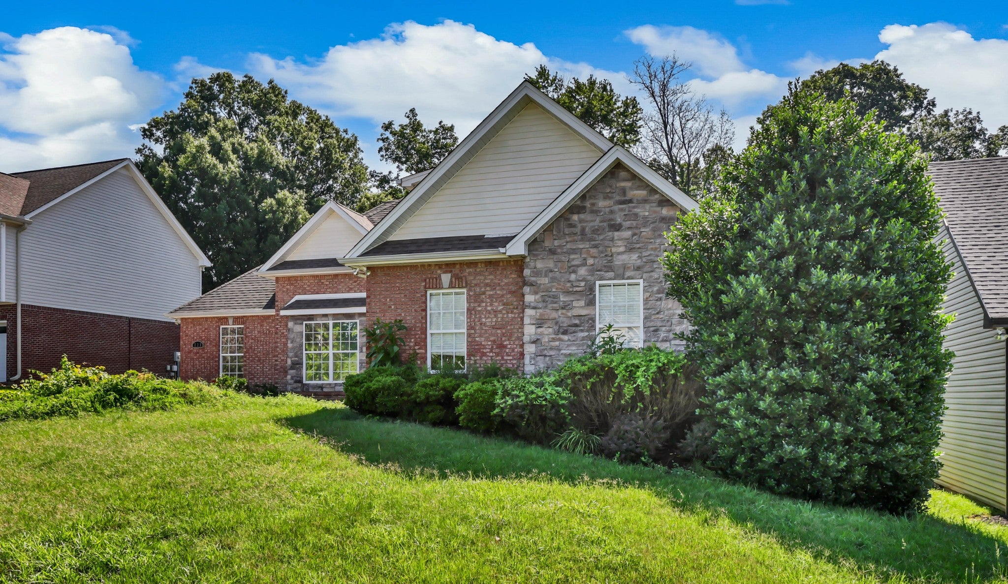 223 Misty Dr