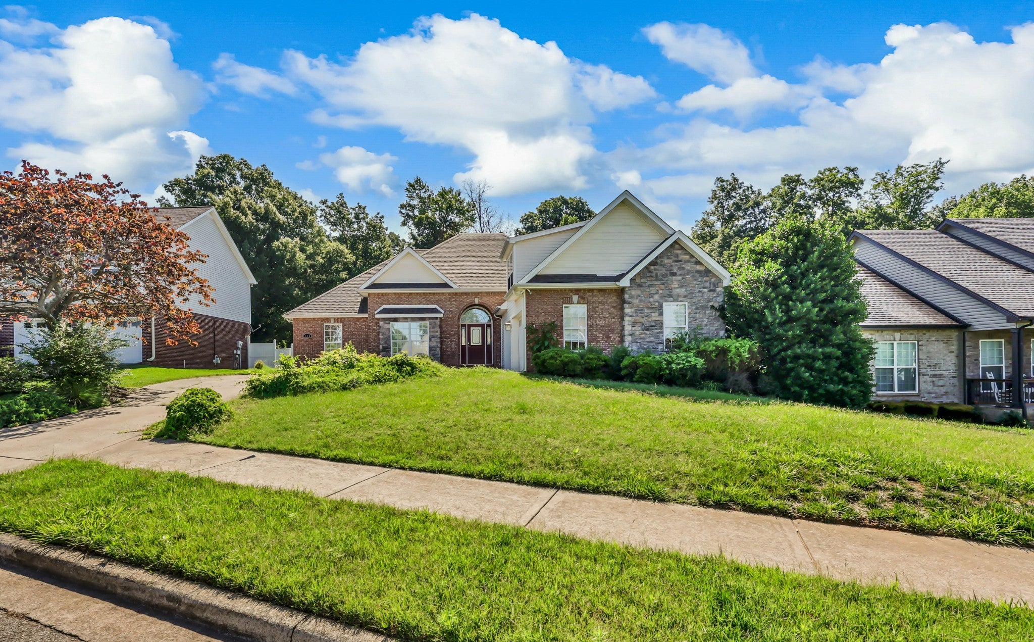 223 Misty Dr