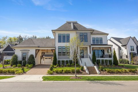 9033 Passiflora Ct College Grove TN 37046