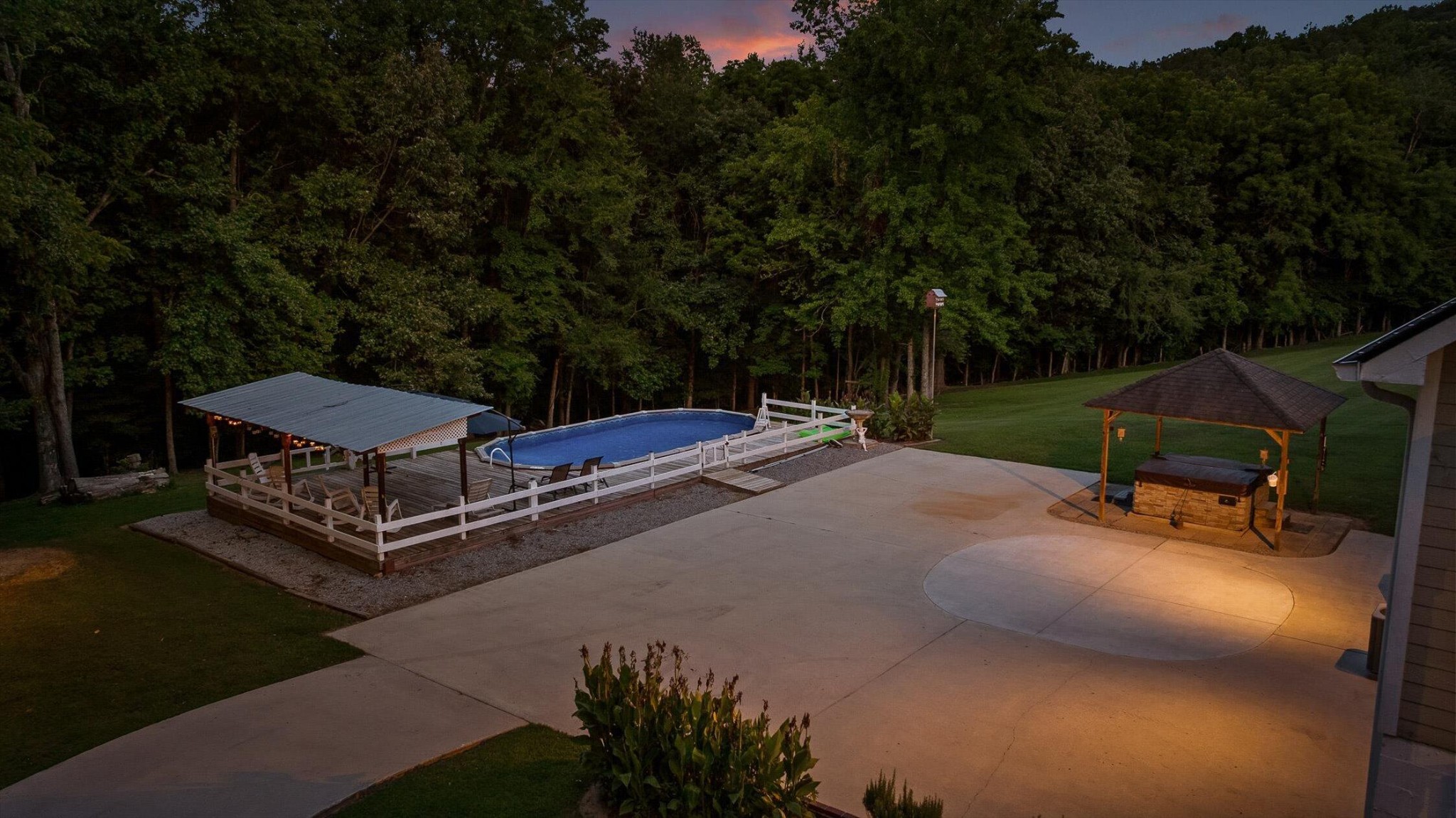 275 Old Mullins Cove Rd