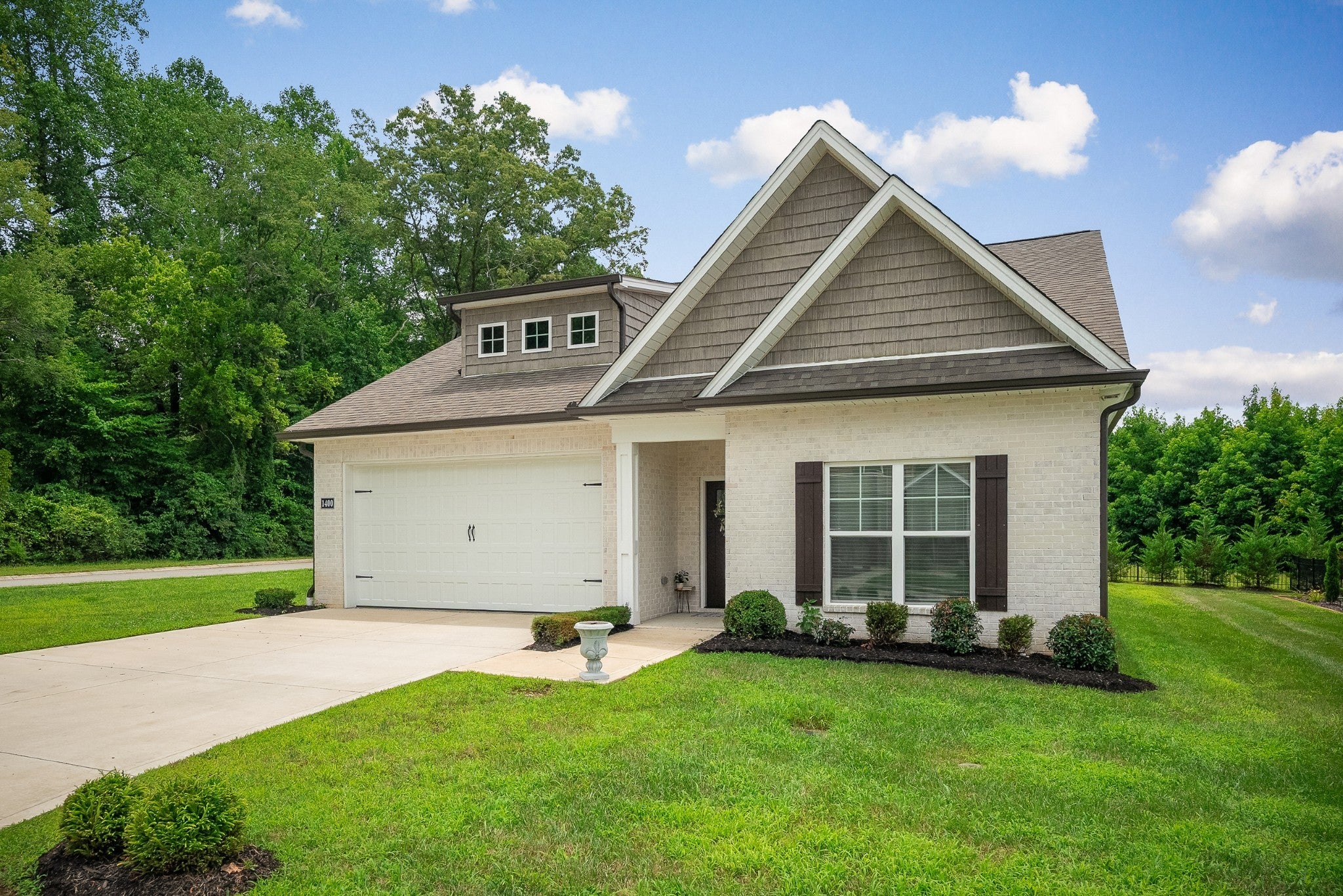 1400 Village Loop