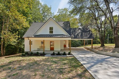 119 Oak Dr Dickson TN 37055