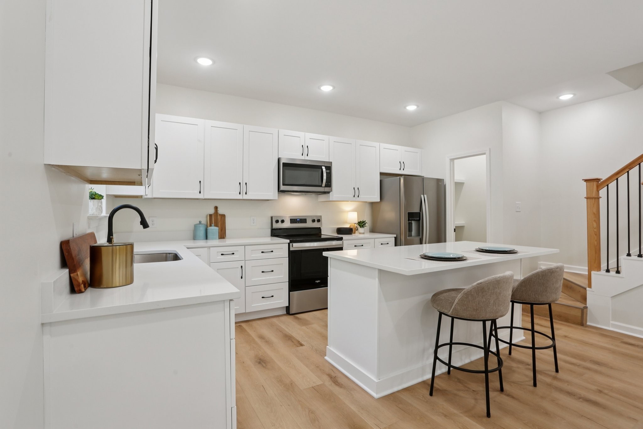 119 Oak Dr